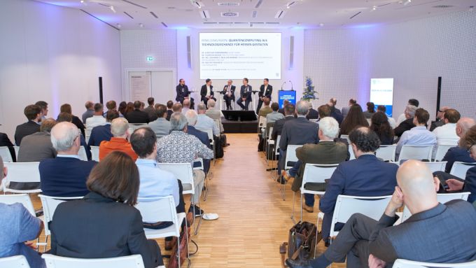 Das Publikum des Panels beim Stakeholderdialog Quantencomputing